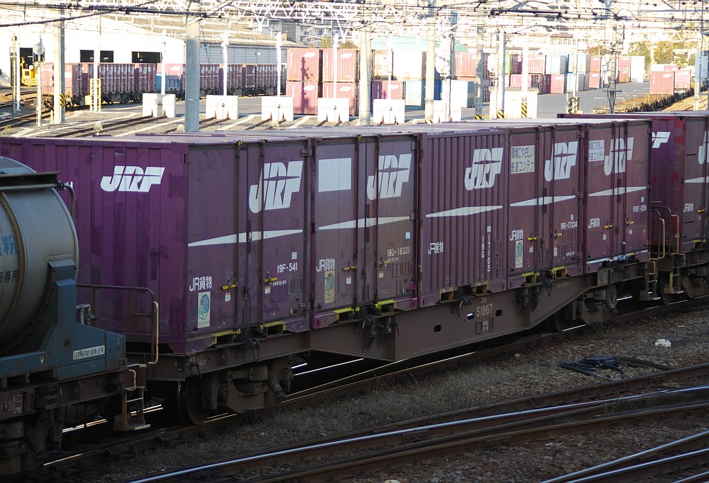 f0203926_23195920.jpg