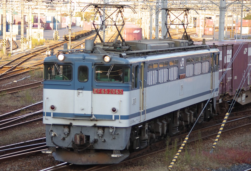 f0203926_0384772.jpg
