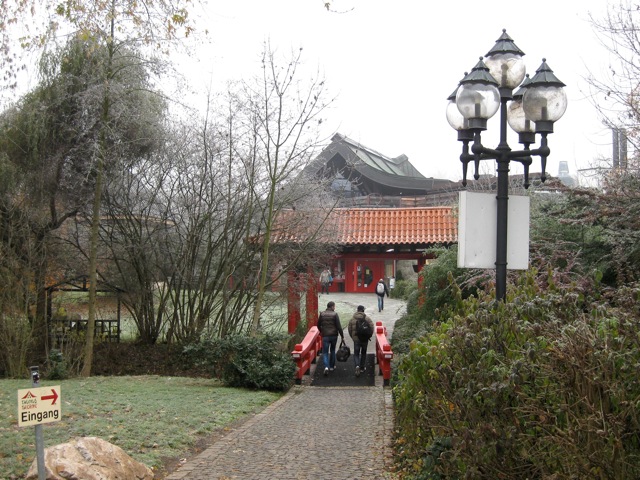 c0194065_22101676.jpg