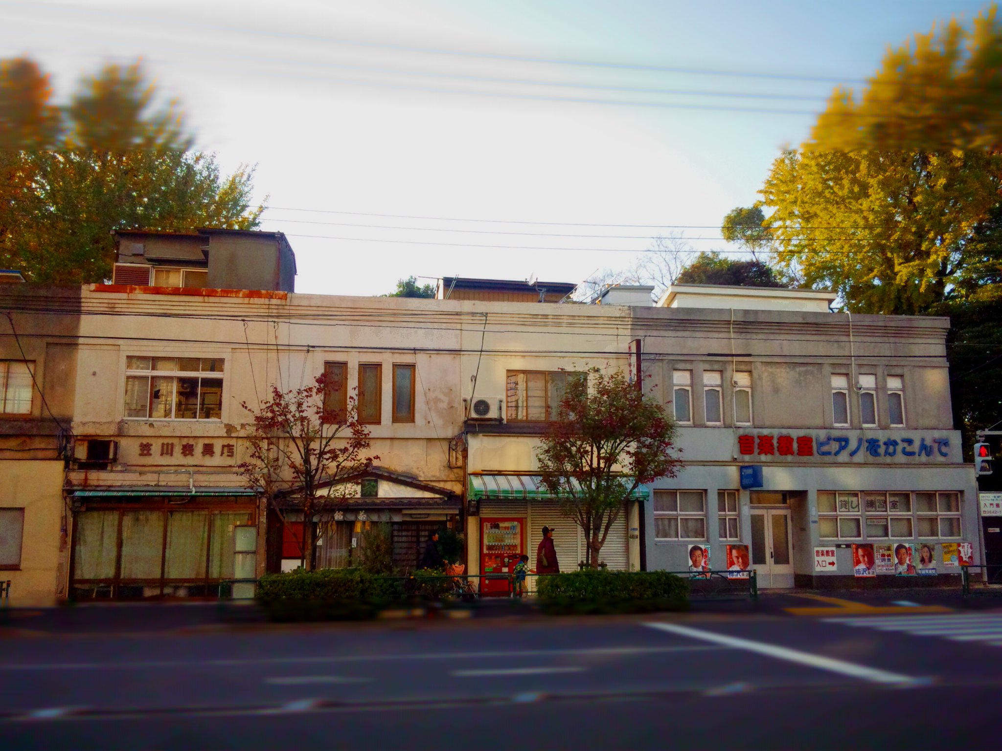 e0083359_10204175.jpg
