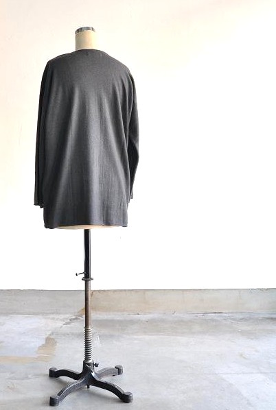 jujudhau/ズーズーダウ ニット カーディガン/ROUNDNECK CARDIGAN