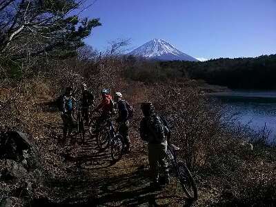 d0023725_1072224.jpg