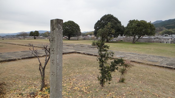 f0000521_21371378.jpg