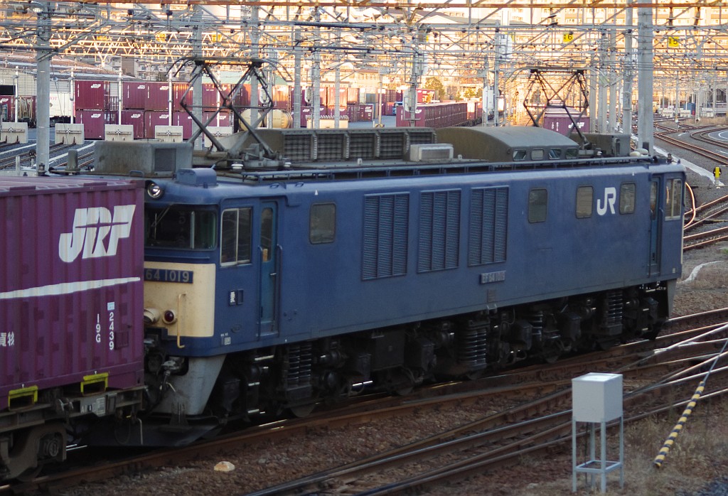 f0203926_23523673.jpg