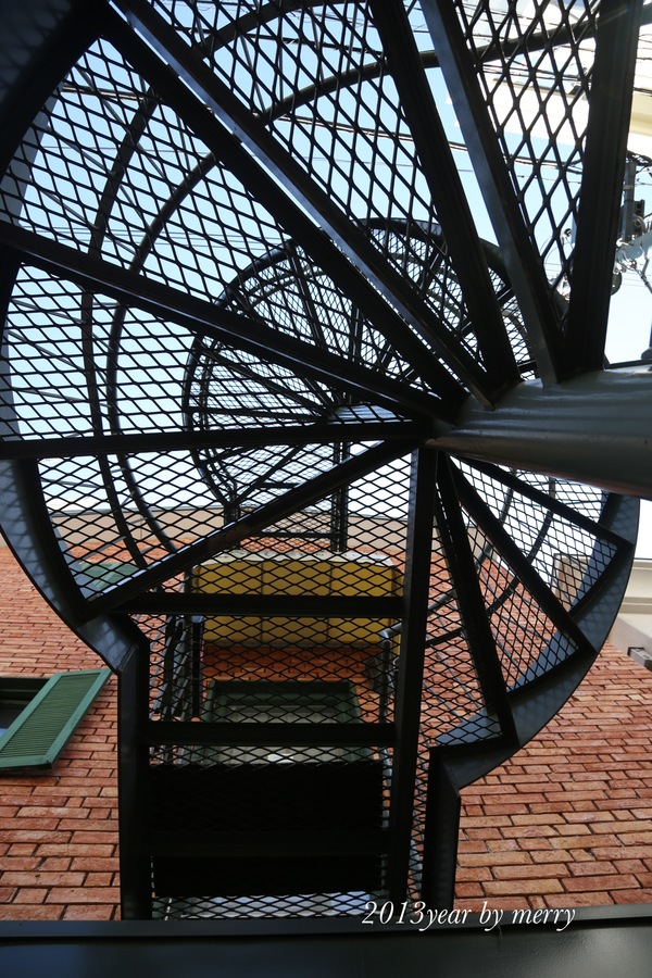 a0207736_0354516.jpg