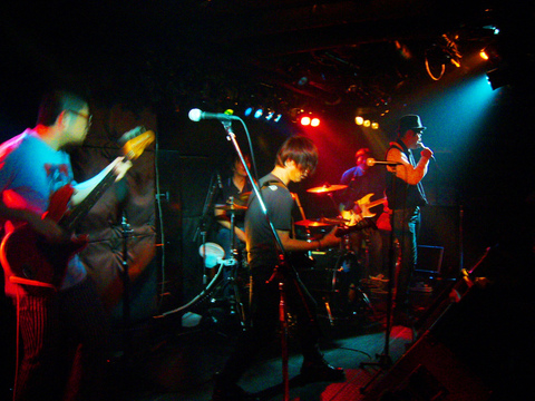 e0147206_0472115.jpg