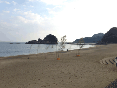 e0203037_15482173.gif