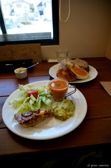 b0246322_08424799.jpg