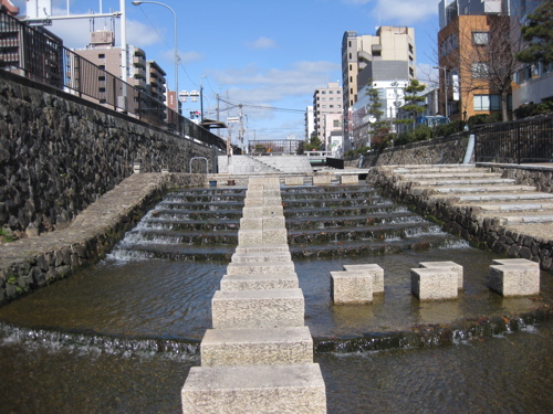 a0164011_1245653.jpg