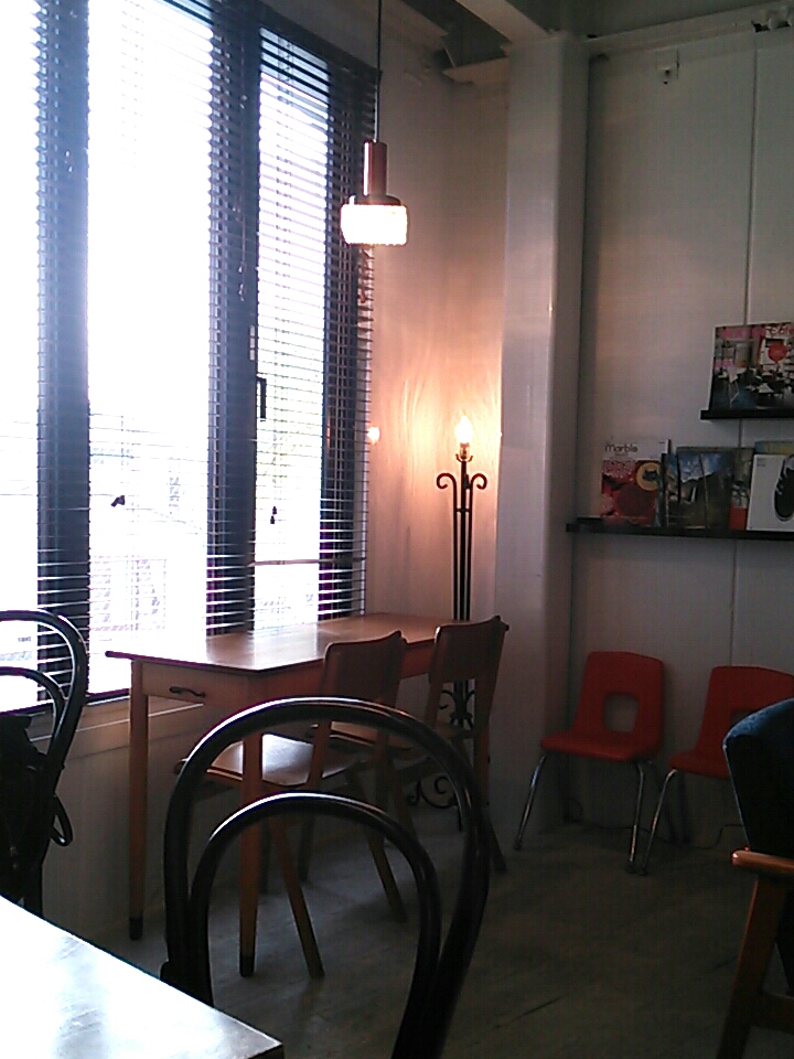 b0322744_14283132.jpg