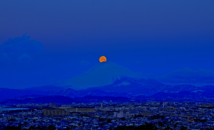 a0150260_0245567.jpg