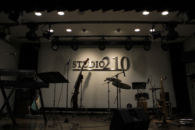 b0055171_23484234.jpg