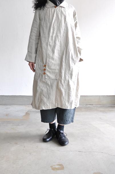 jujudhau/ズーズーダウ <br />
DIAPER PANTS(LINEN GRAY)<br />