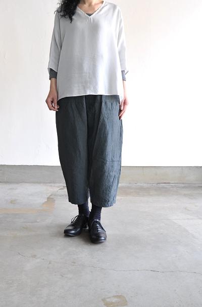 jujudhau/ズーズーダウ <br />
DIAPER PANTS(LINEN GRAY)<br />
