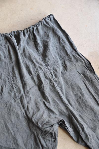 jujudhau/ズーズーダウ <br />
DIAPER PANTS(LINEN GRAY)<br />