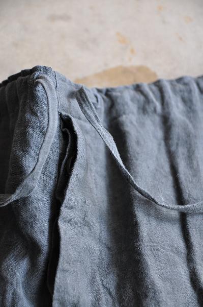 jujudhau/ズーズーダウ <br />
DIAPER PANTS(LINEN GRAY)<br />