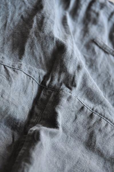 jujudhau/ズーズーダウ <br />
DIAPER PANTS(LINEN GRAY)<br />
