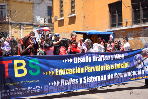 b0243873_13555135.png