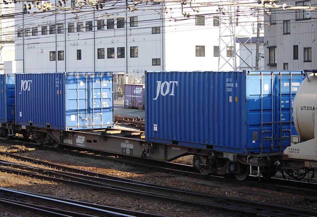 f0203926_22464012.jpg