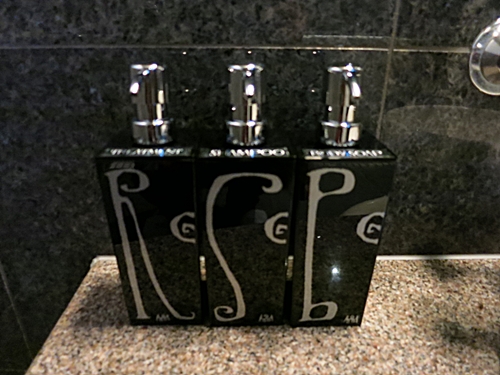 f0299682_23404497.jpg