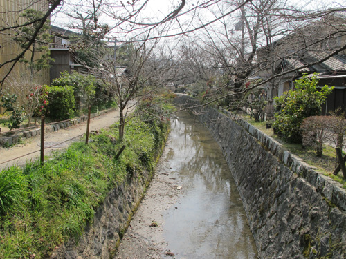 f0127388_1359551.jpg