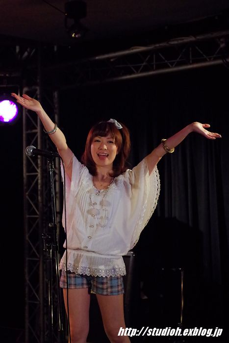 f0008102_1141889.jpg