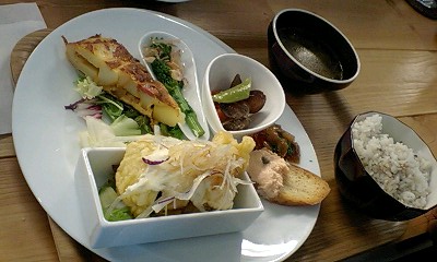 f0210439_2343983.jpg