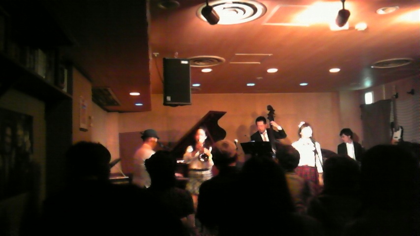 c0038722_1101784.jpg