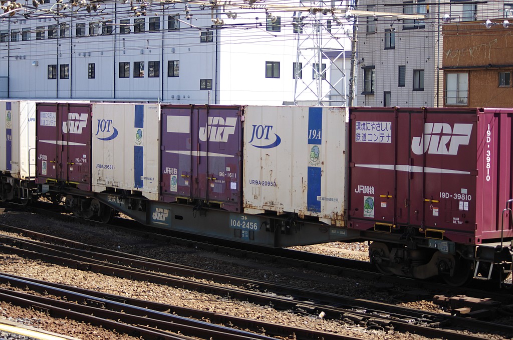 f0203926_2353354.jpg