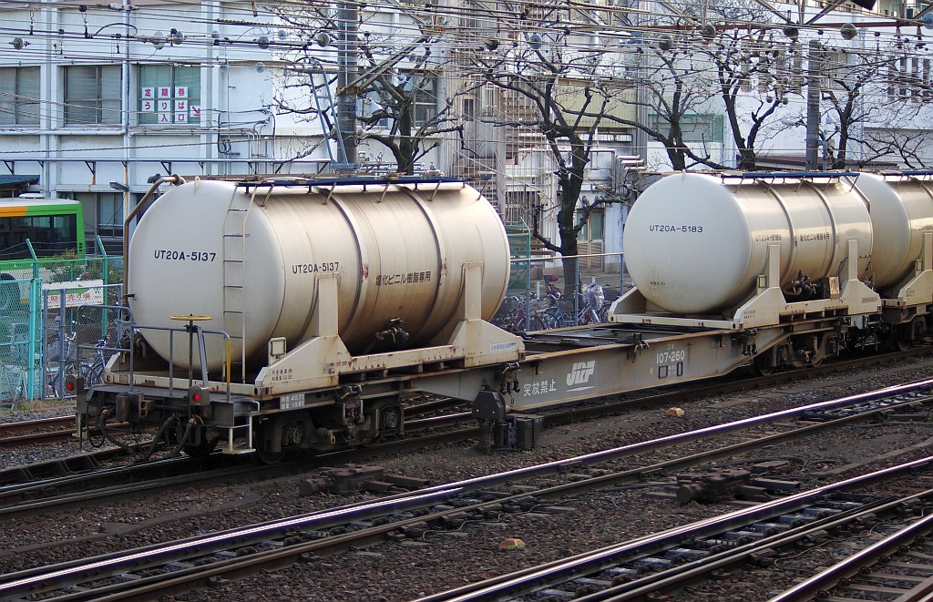 f0203926_032046.jpg