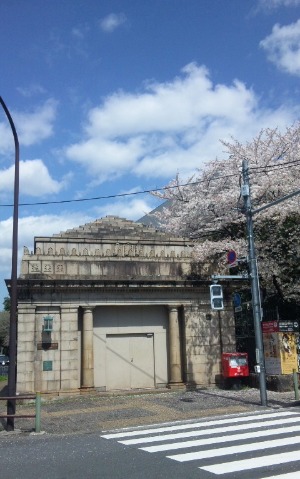 f0274713_12242199.jpg