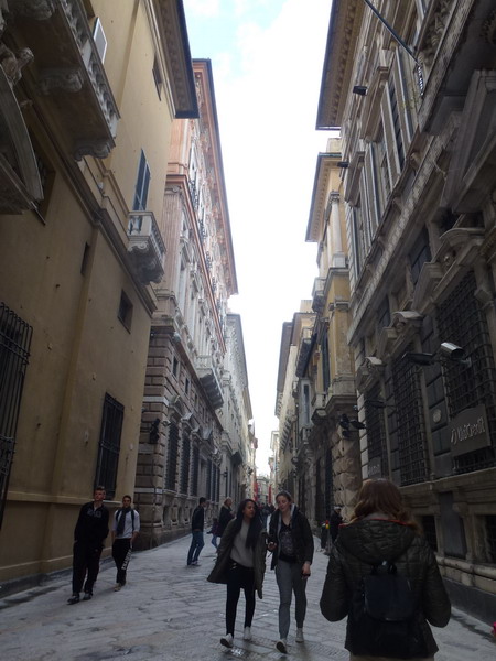 b0052108_2129469.jpg