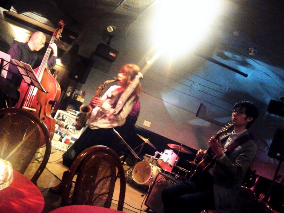 e0253892_1422473.jpg