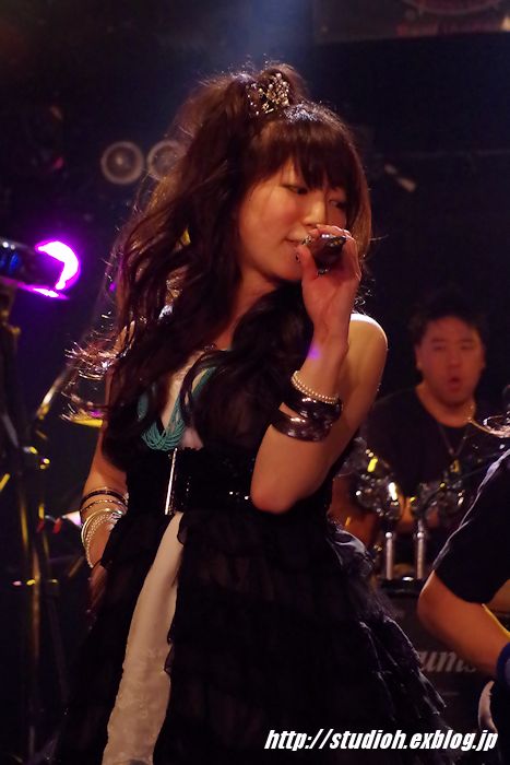 f0008102_152839.jpg