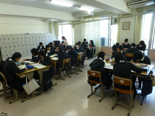 e0251420_1554383.jpg