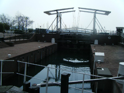 c0027849_1084960.jpg