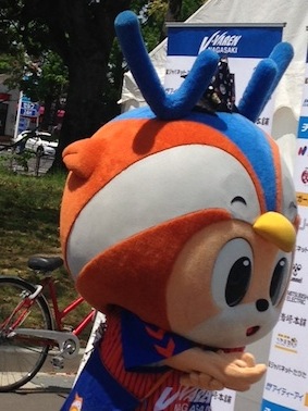 b0009103_1611065.jpg