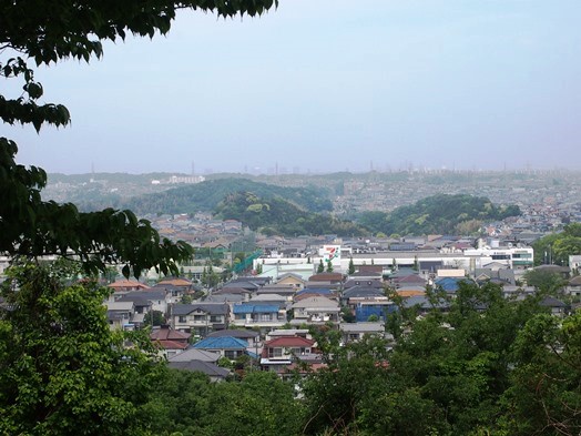 e0245404_1115275.jpg