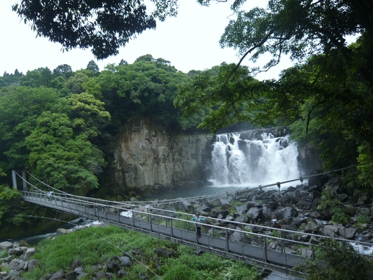 a0206332_8354375.jpg