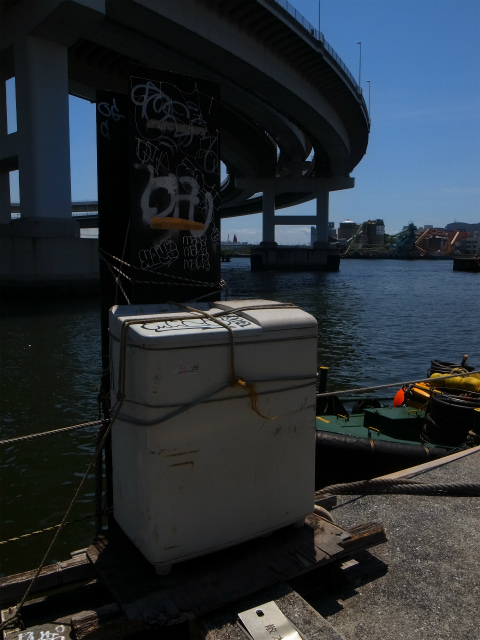 a0087341_23482596.jpg