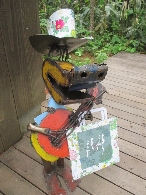 f0202703_2154371.jpg