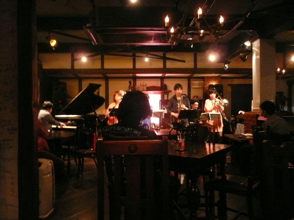 c0009528_0114428.jpg