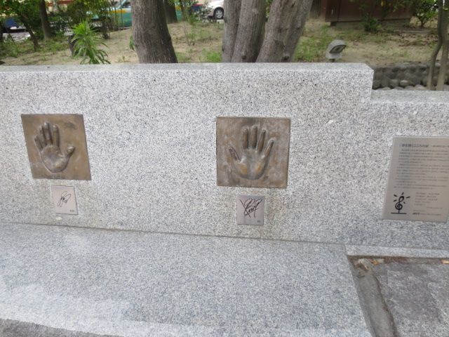f0248616_0322541.jpg