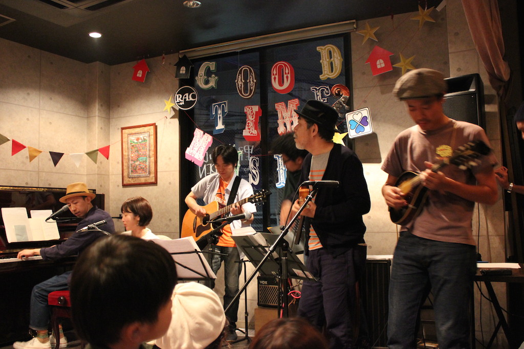 f0328019_15416.jpg