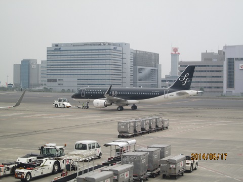 d0029363_23281465.jpg