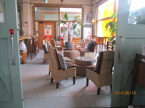 d0029363_0124411.jpg