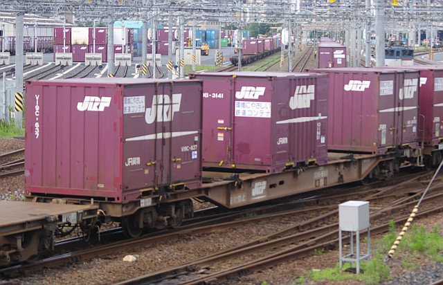 f0203926_2254373.jpg