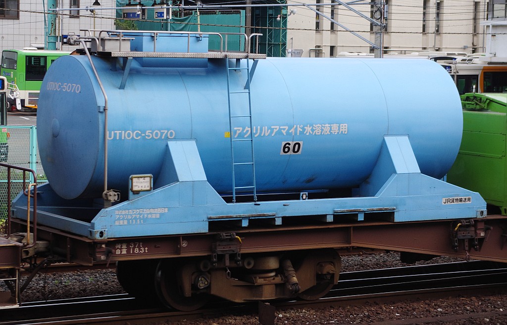 f0203926_22591392.jpg