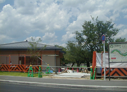 d0053294_0285959.jpg