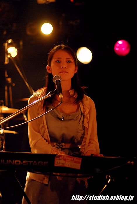 f0008102_23411598.jpg